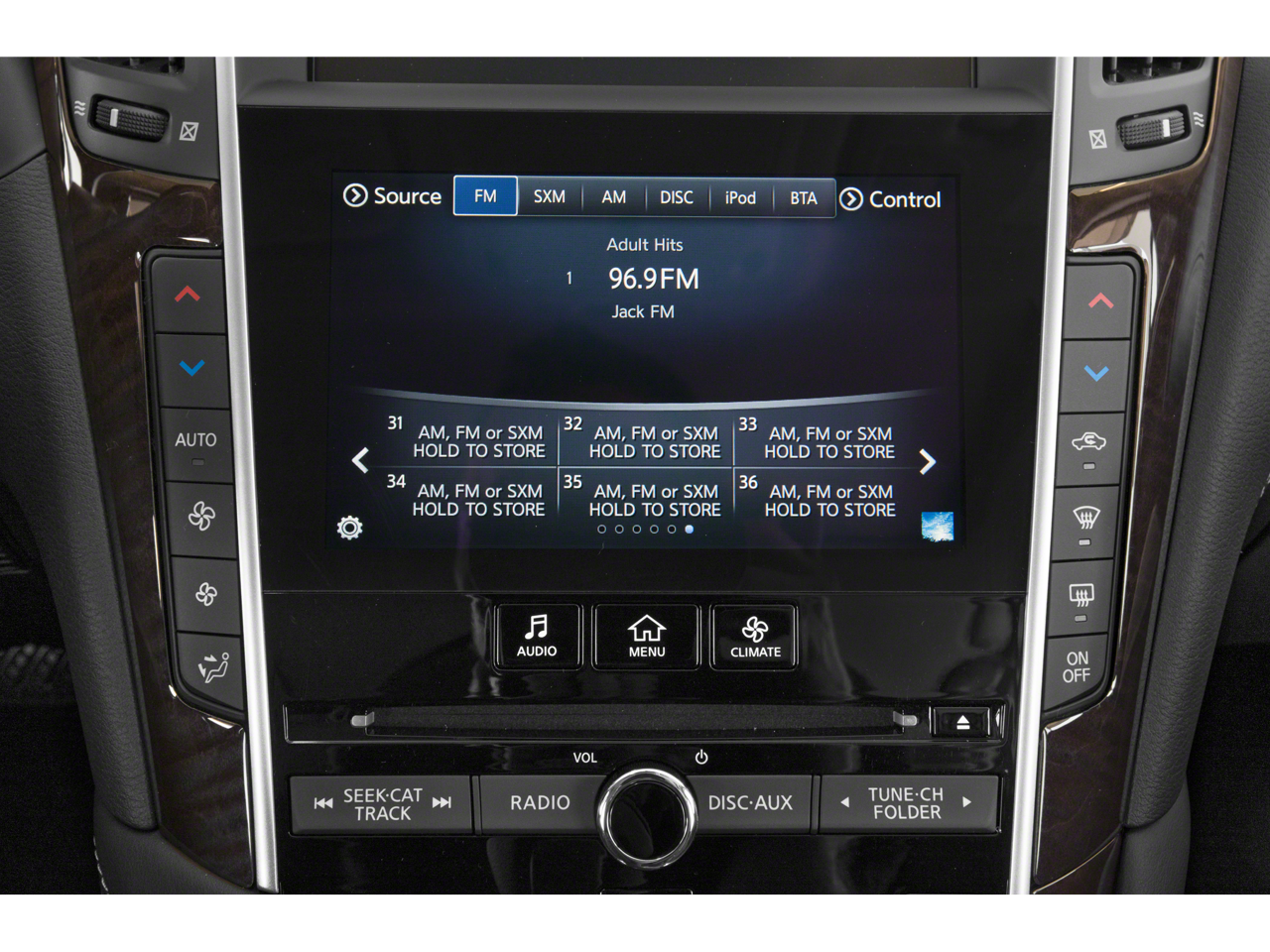 2022 INFINITI Q50 LUXE