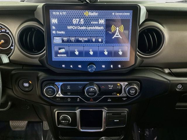 2022 Jeep Wrangler Sport