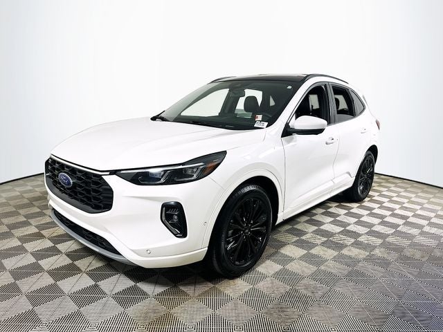 2023 Ford Escape Hybrid ST-Line Elite