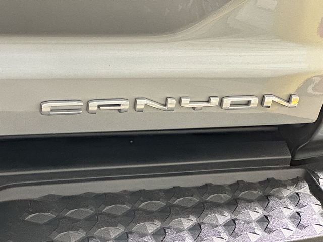2023 GMC Canyon Denali