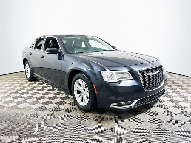2016 Chrysler 300 Limited