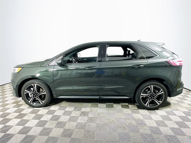 2022 Ford Edge ST