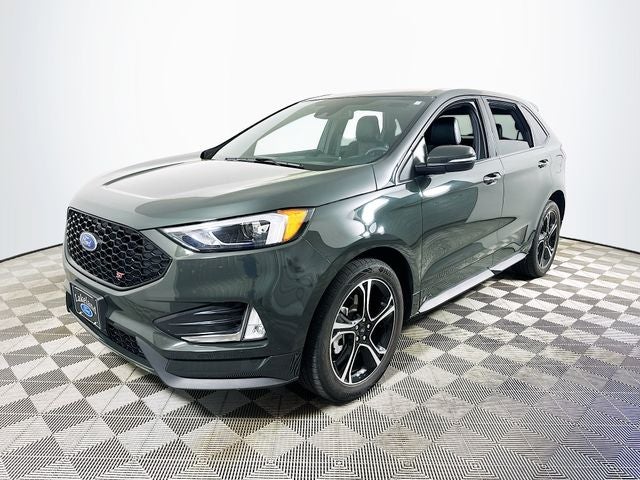 2022 Ford Edge ST