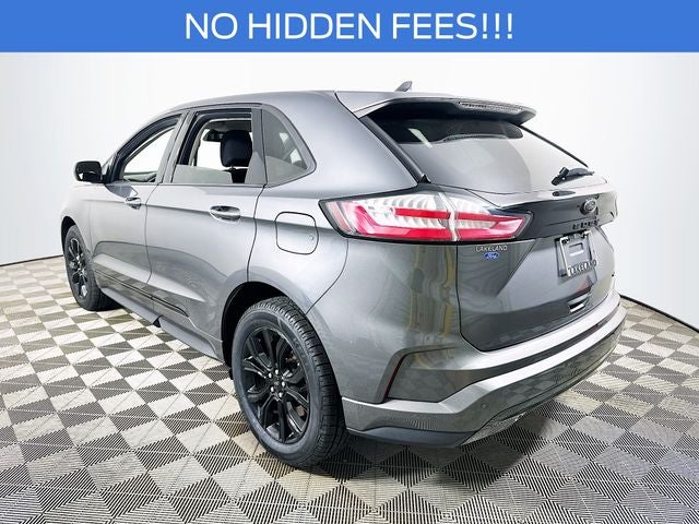 2022 Ford Edge SE