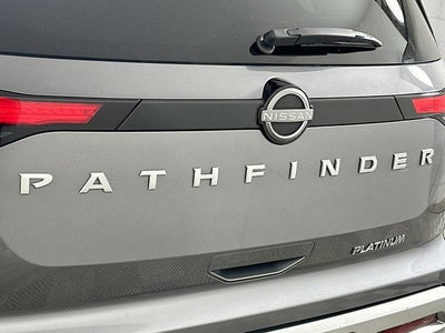 2023 Nissan Pathfinder Platinum