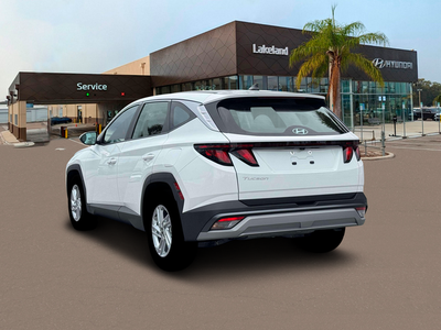 2026 Hyundai TUCSON SE FWD