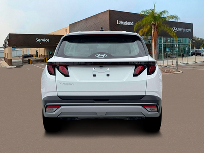 2026 Hyundai TUCSON SE FWD