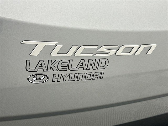 2026 Hyundai TUCSON SE FWD