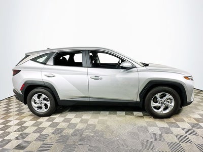 2024 Hyundai TUCSON SE