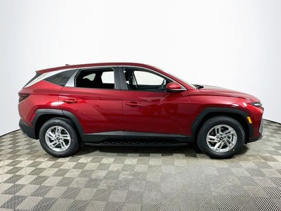 2026 Hyundai TUCSON SE FWD