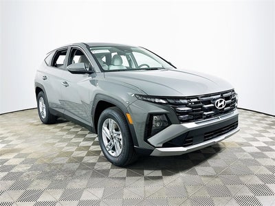 2026 Hyundai TUCSON SE FWD