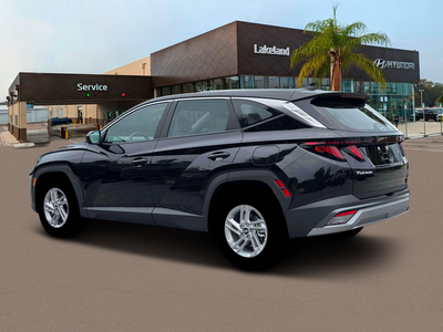 2026 Hyundai TUCSON SE FWD