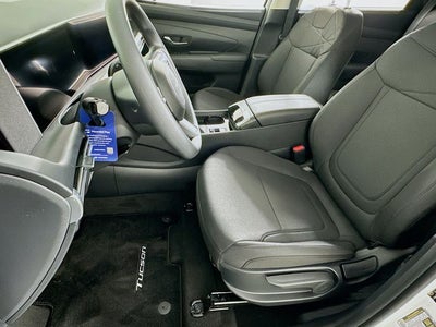 2026 Hyundai TUCSON SE FWD