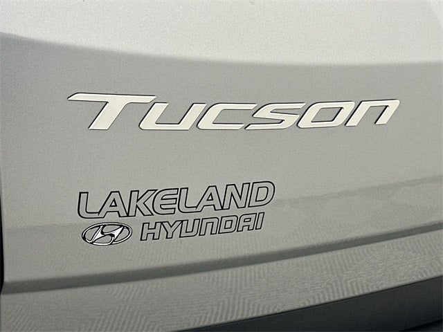 2026 Hyundai TUCSON SE FWD