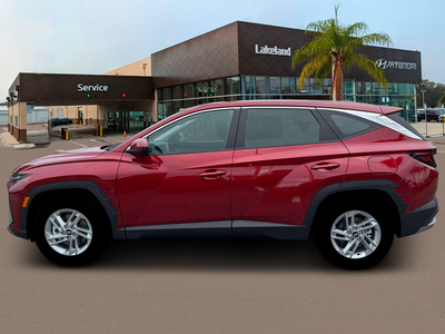 2026 Hyundai TUCSON SE FWD