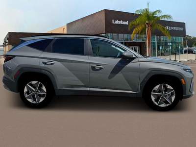 2026 Hyundai TUCSON SEL FWD