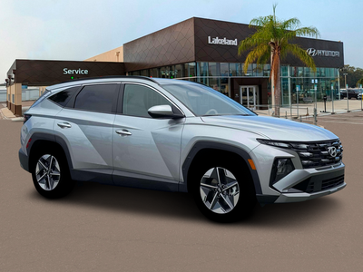 2026 Hyundai TUCSON SEL FWD