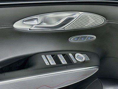 2024 Genesis GV70 2.5T