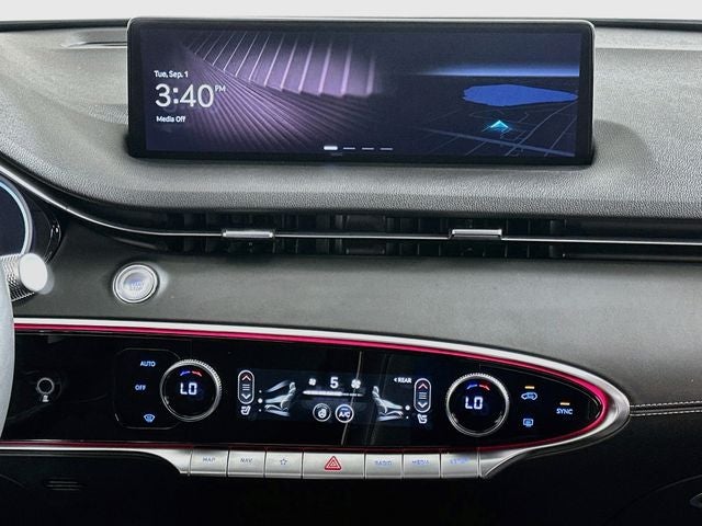 2024 Genesis GV70 2.5T