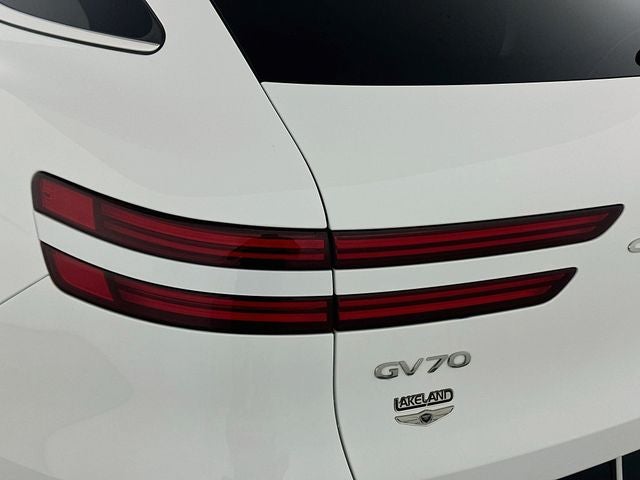 2024 Genesis GV70 2.5T