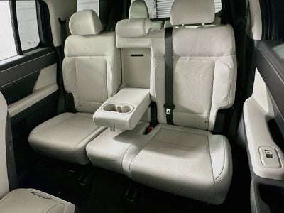 2027 Hyundai SANTA FE SE FWD