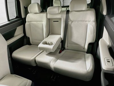 2027 Hyundai SANTA FE SE FWD