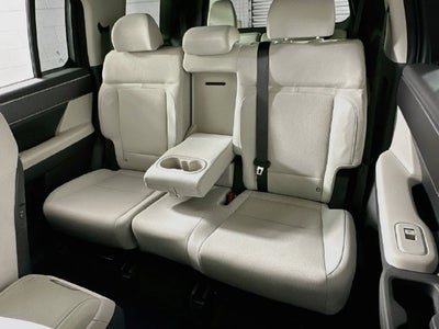2027 Hyundai SANTA FE SE FWD