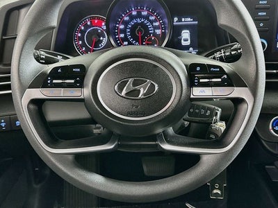 2022 Hyundai ELANTRA SE