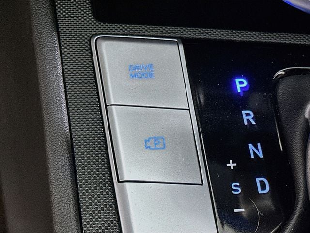2022 Hyundai ELANTRA SE