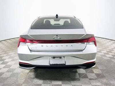 2022 Hyundai ELANTRA SEL