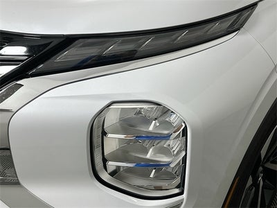 2023 Mitsubishi Outlander SE Special Edition