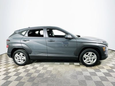 2025 Hyundai KONA SE