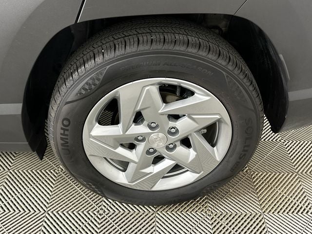 2025 Hyundai KONA SE