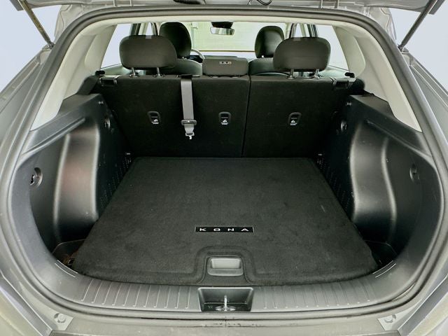 2025 Hyundai KONA SE