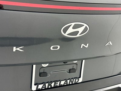 2025 Hyundai KONA SE