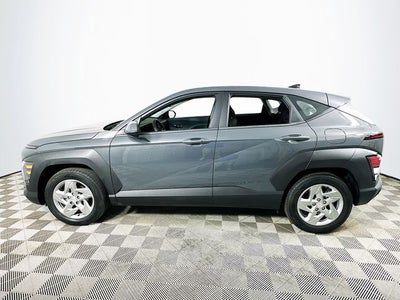 2025 Hyundai KONA SE