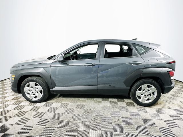 2025 Hyundai KONA SE
