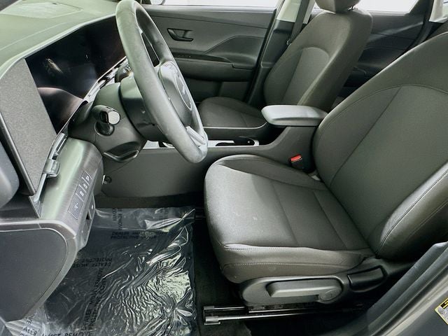 2025 Hyundai KONA SE