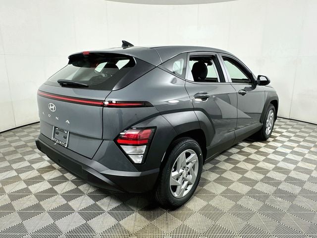 2026 Hyundai KONA SE FWD