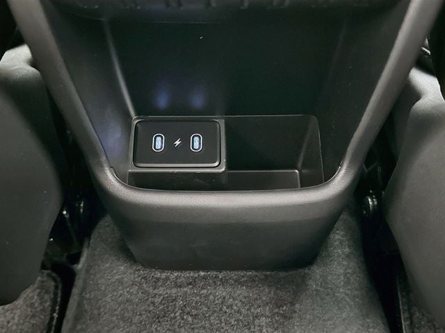 2027 Hyundai KONA SE FWD