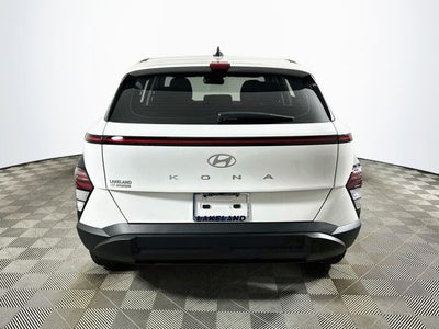 2027 Hyundai KONA SE FWD