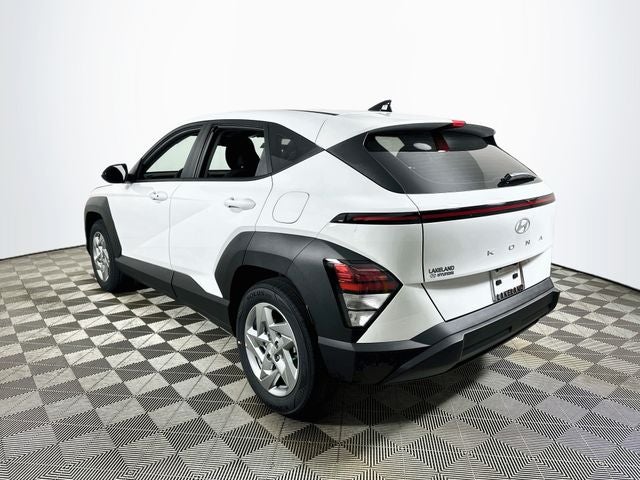 2027 Hyundai KONA SE FWD