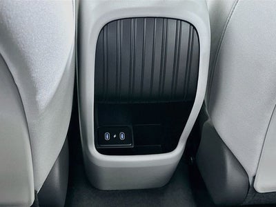 2027 Hyundai KONA SE FWD