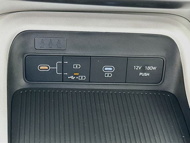2027 Hyundai KONA SE FWD