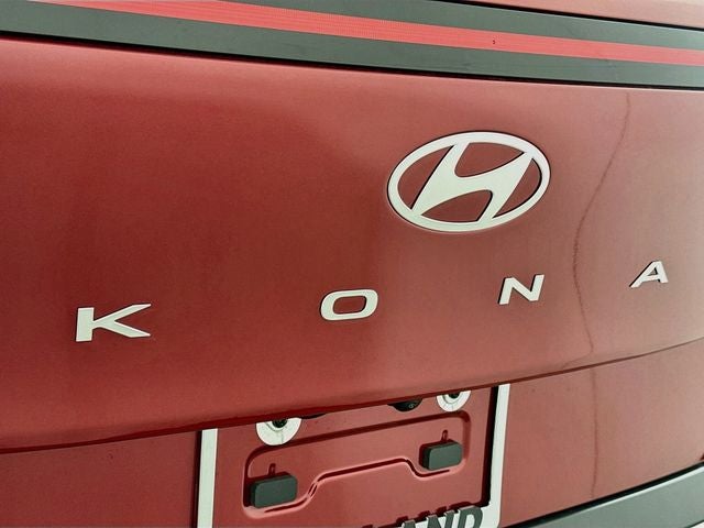2027 Hyundai KONA SE FWD