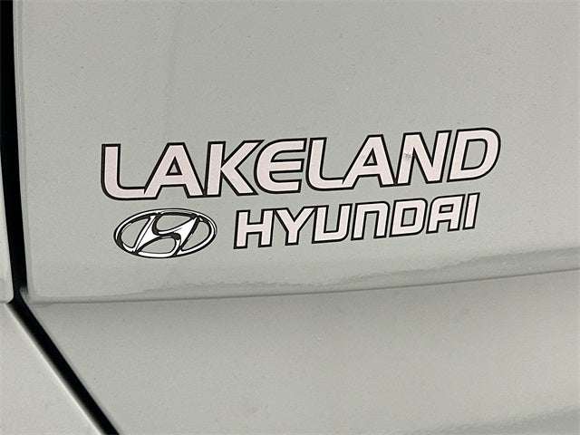 2026 Hyundai KONA SE FWD