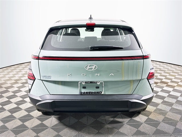 2026 Hyundai KONA SE FWD