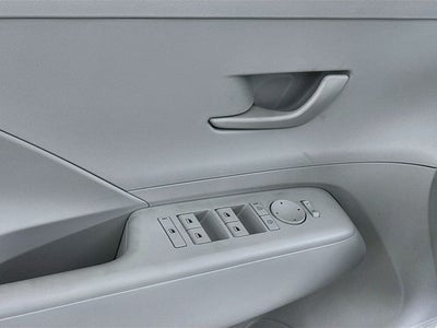 2027 Hyundai KONA SE FWD