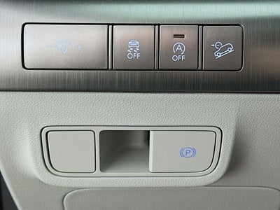 2026 Hyundai KONA SE