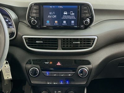 2021 Hyundai TUCSON SE